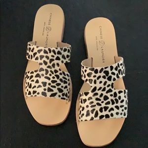 Chinese Laundry Mannie slide